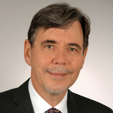Portraitfoto: Dr. Christian Deindl